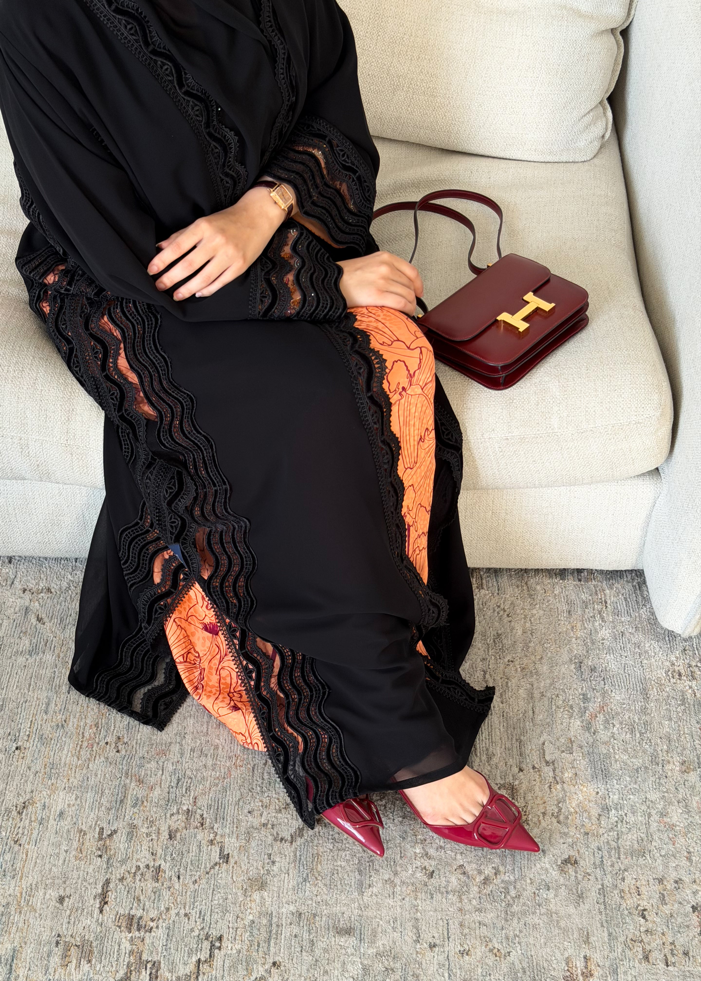 Elham Abdulkareem - Black Waves