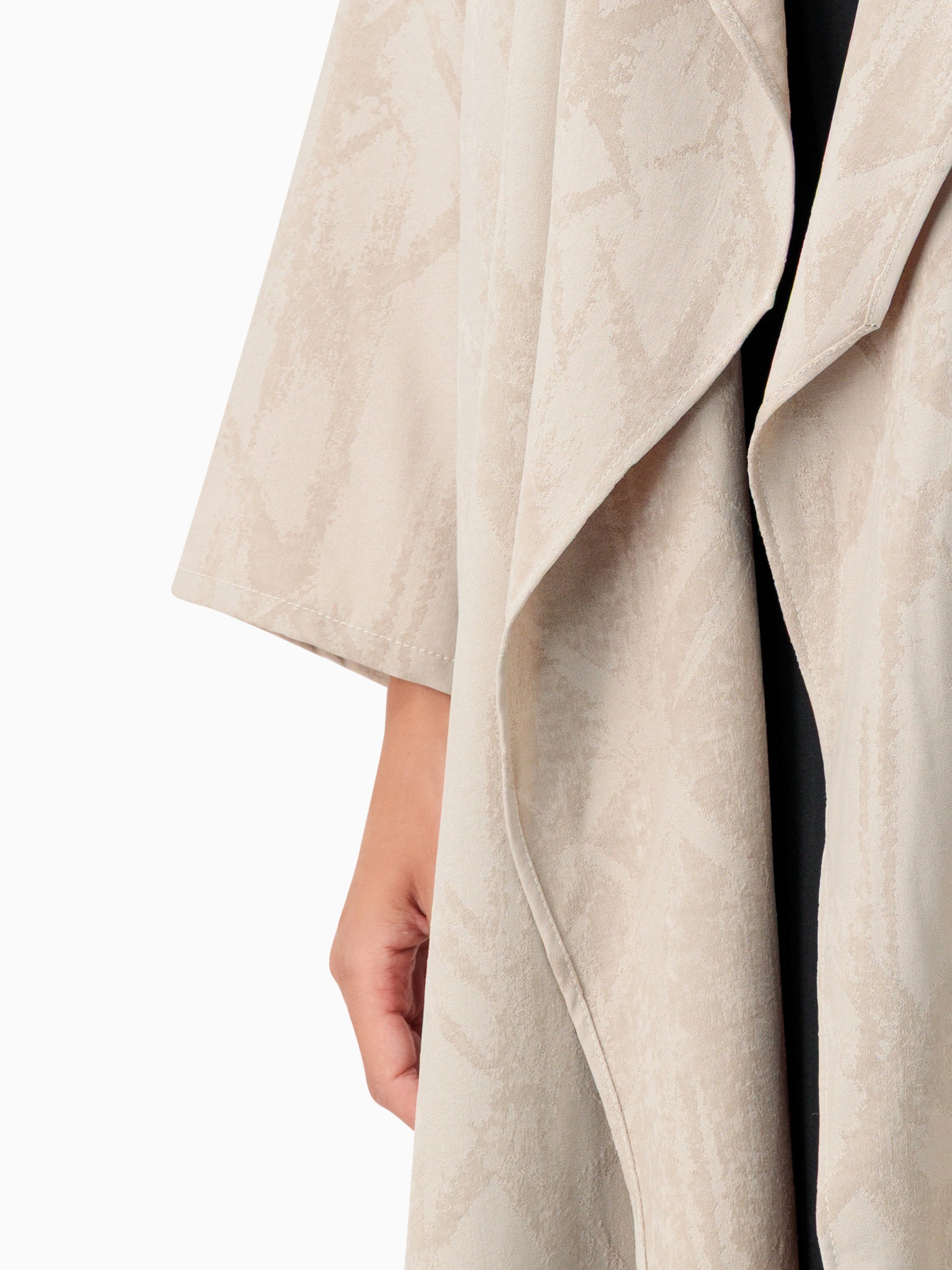 Elara - Beige Abaya