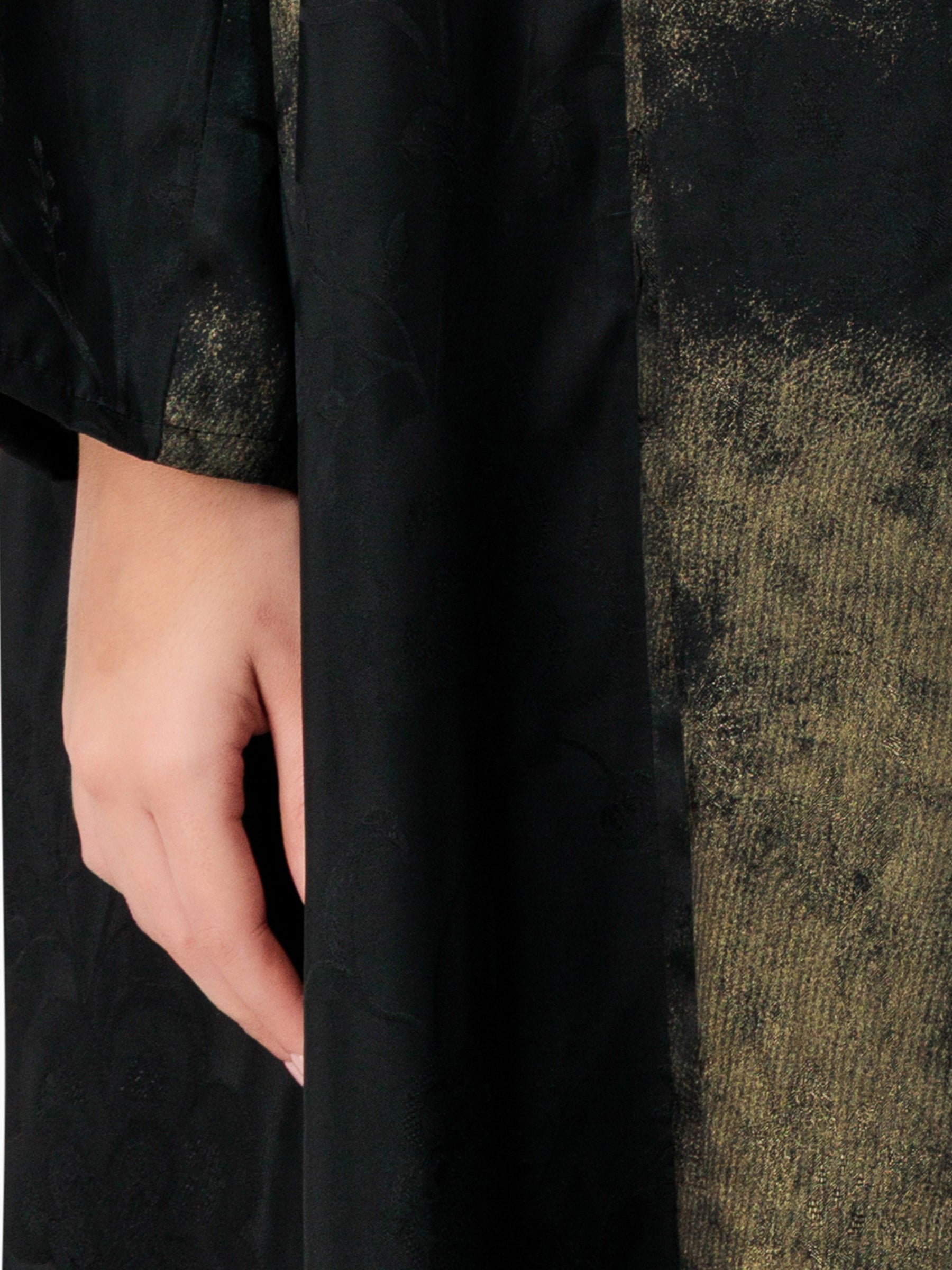 Golden Fog - Black Abaya