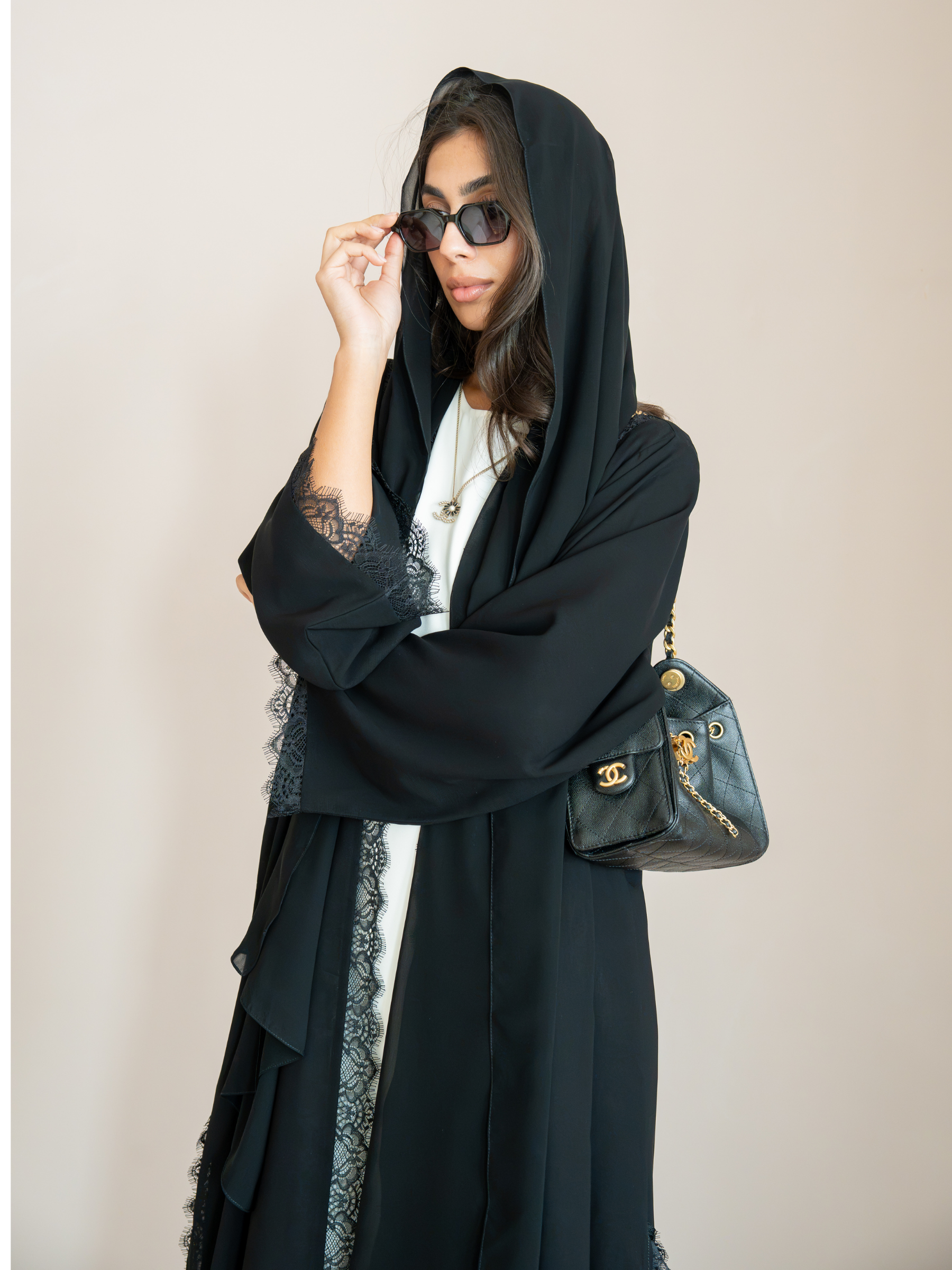 Violette-Balck Abaya