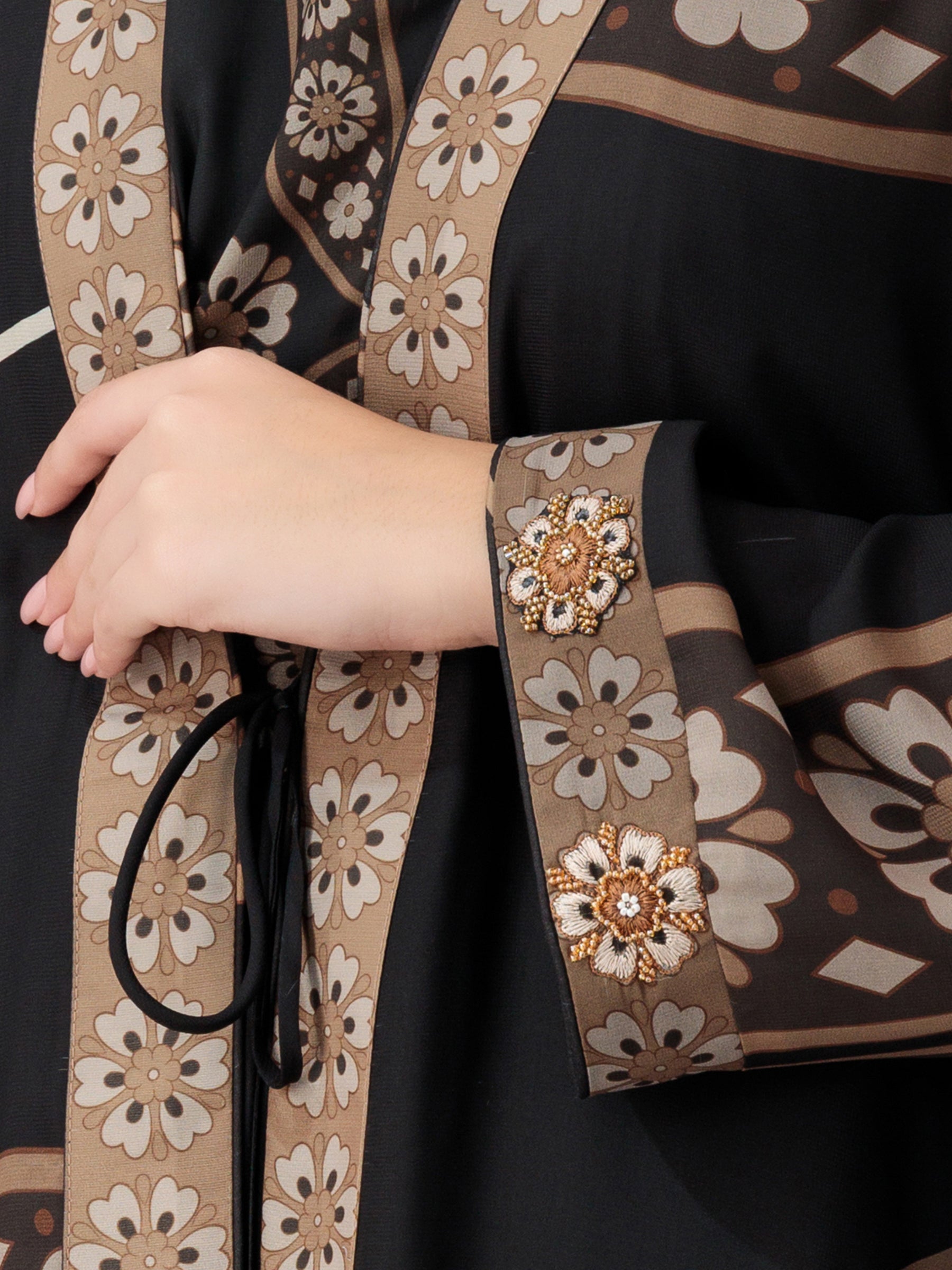 Desert Petals - Printed Brown Abaya