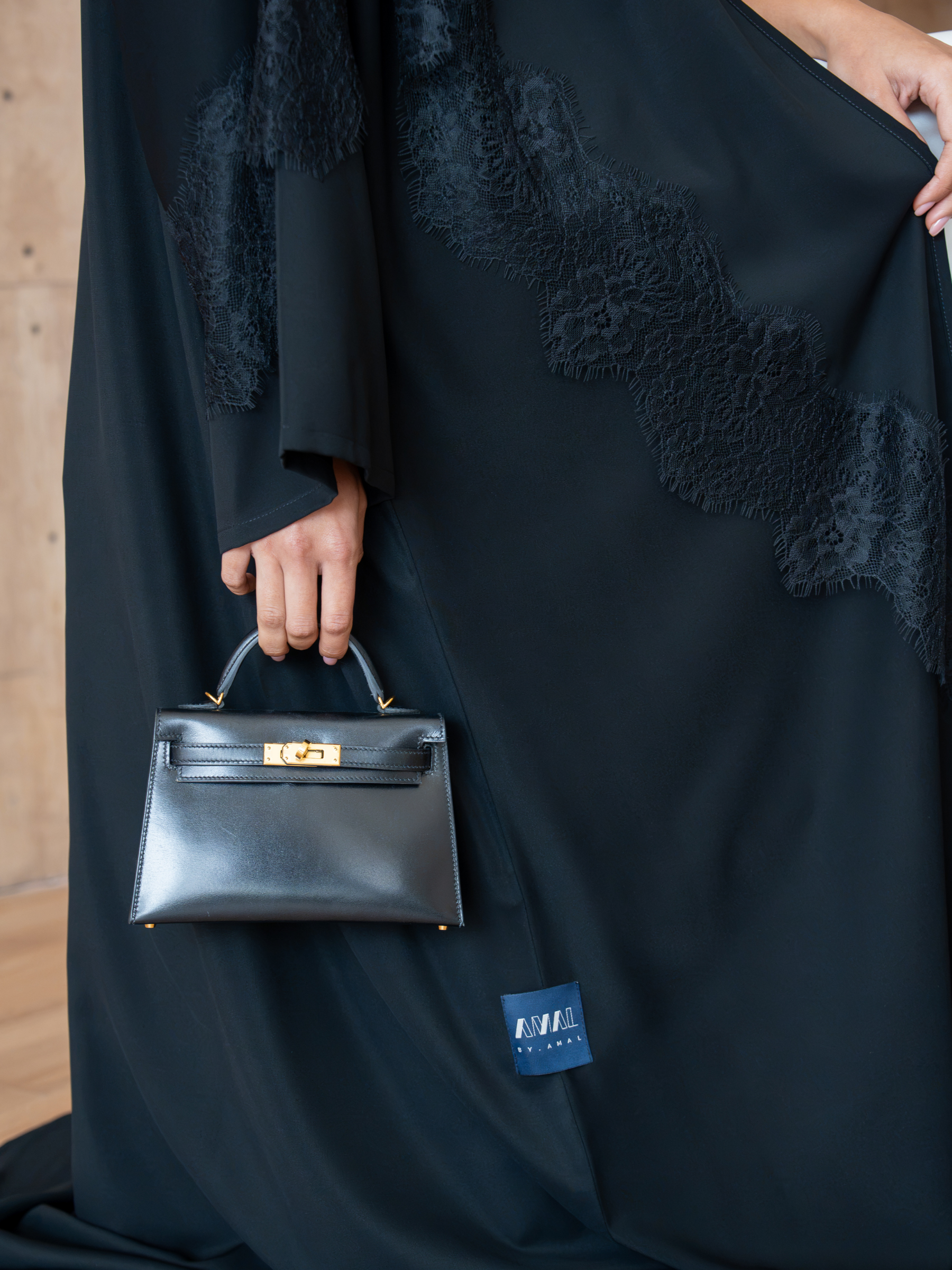 Amarante-Black Abaya
