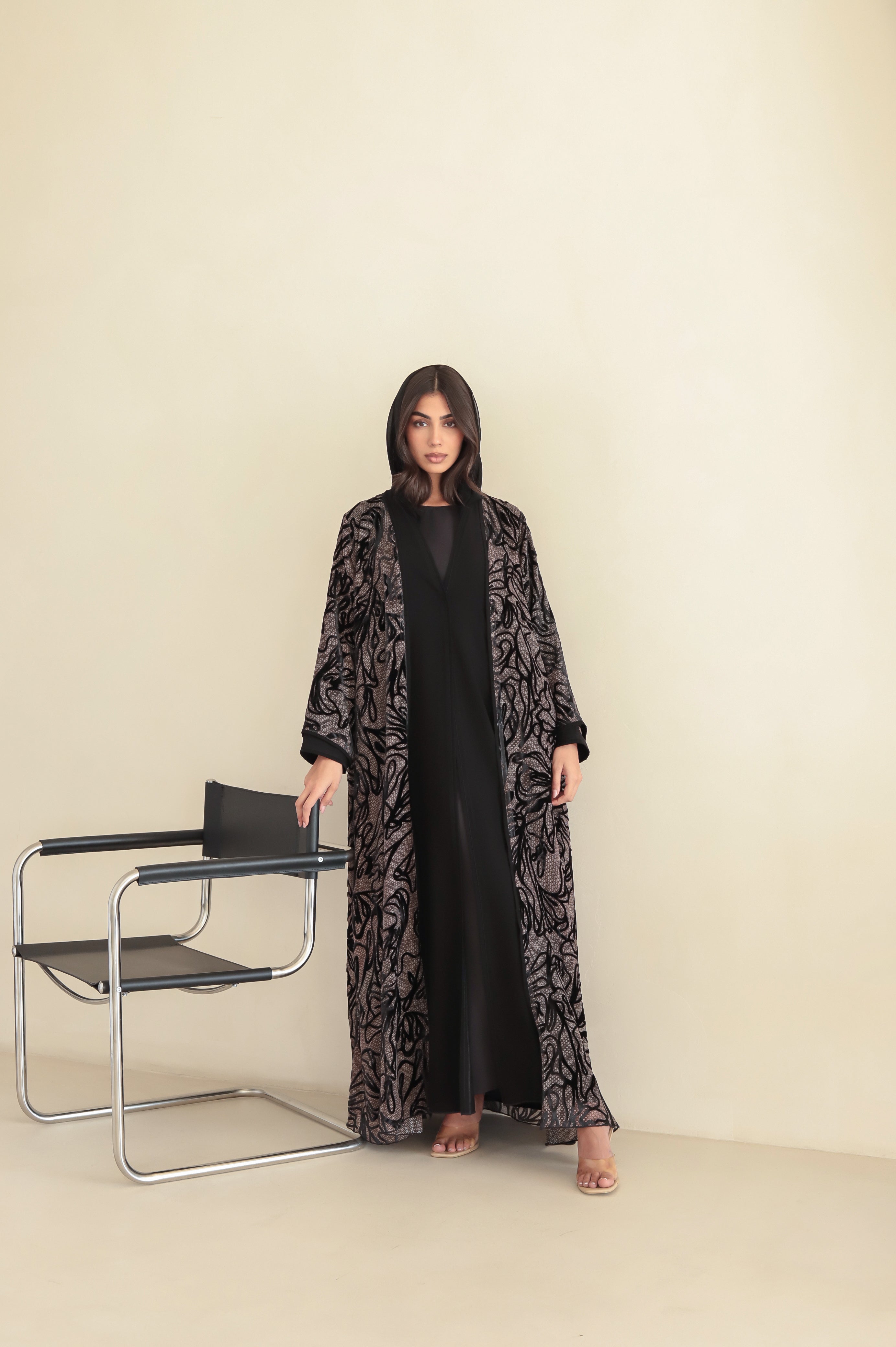 Velvet - Swirl Black Abaya