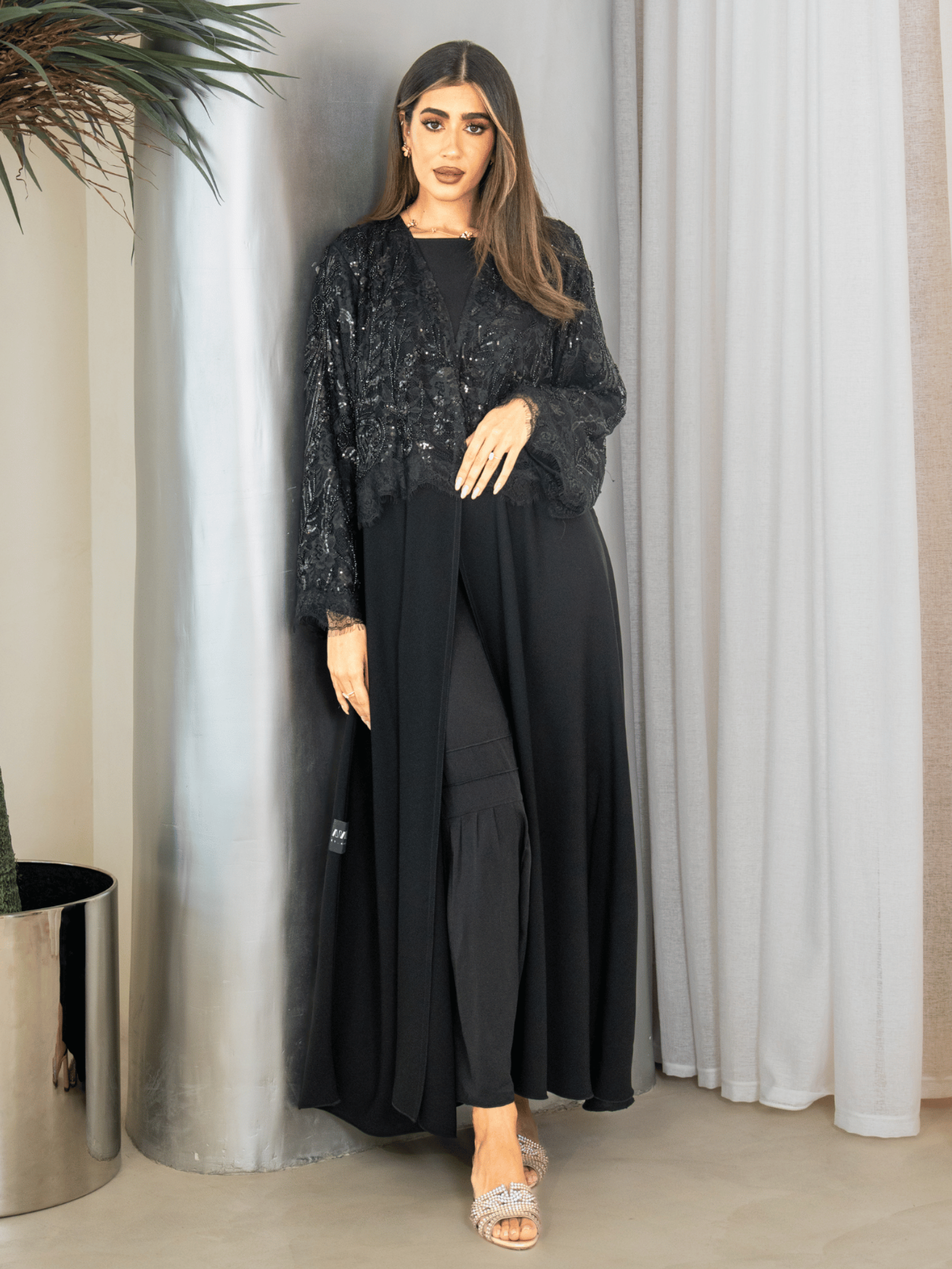 Dantelle - Black Abaya