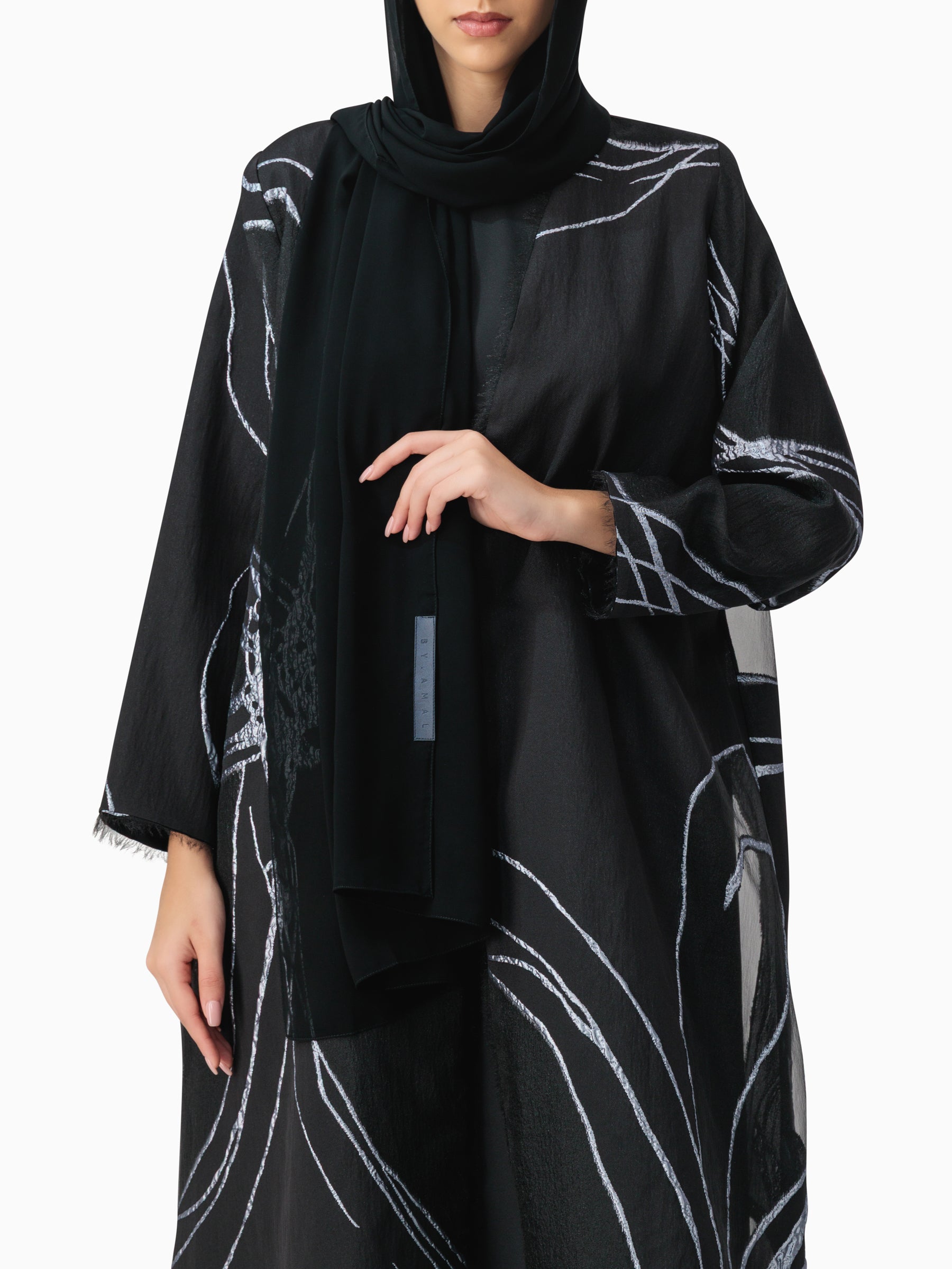 Luxe 04 - Black with Silver Abaya