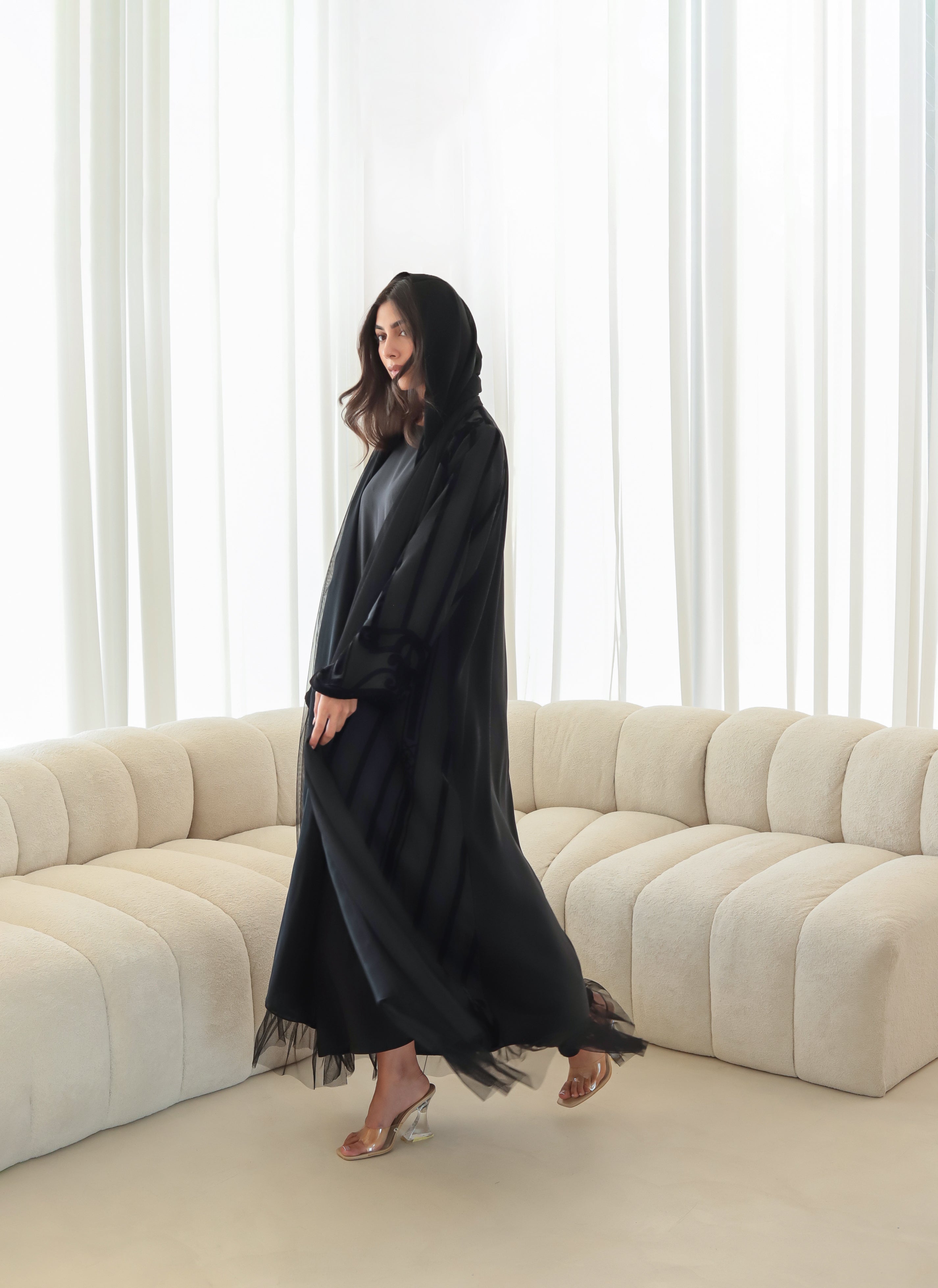 Velvet - Lines Black Abaya
