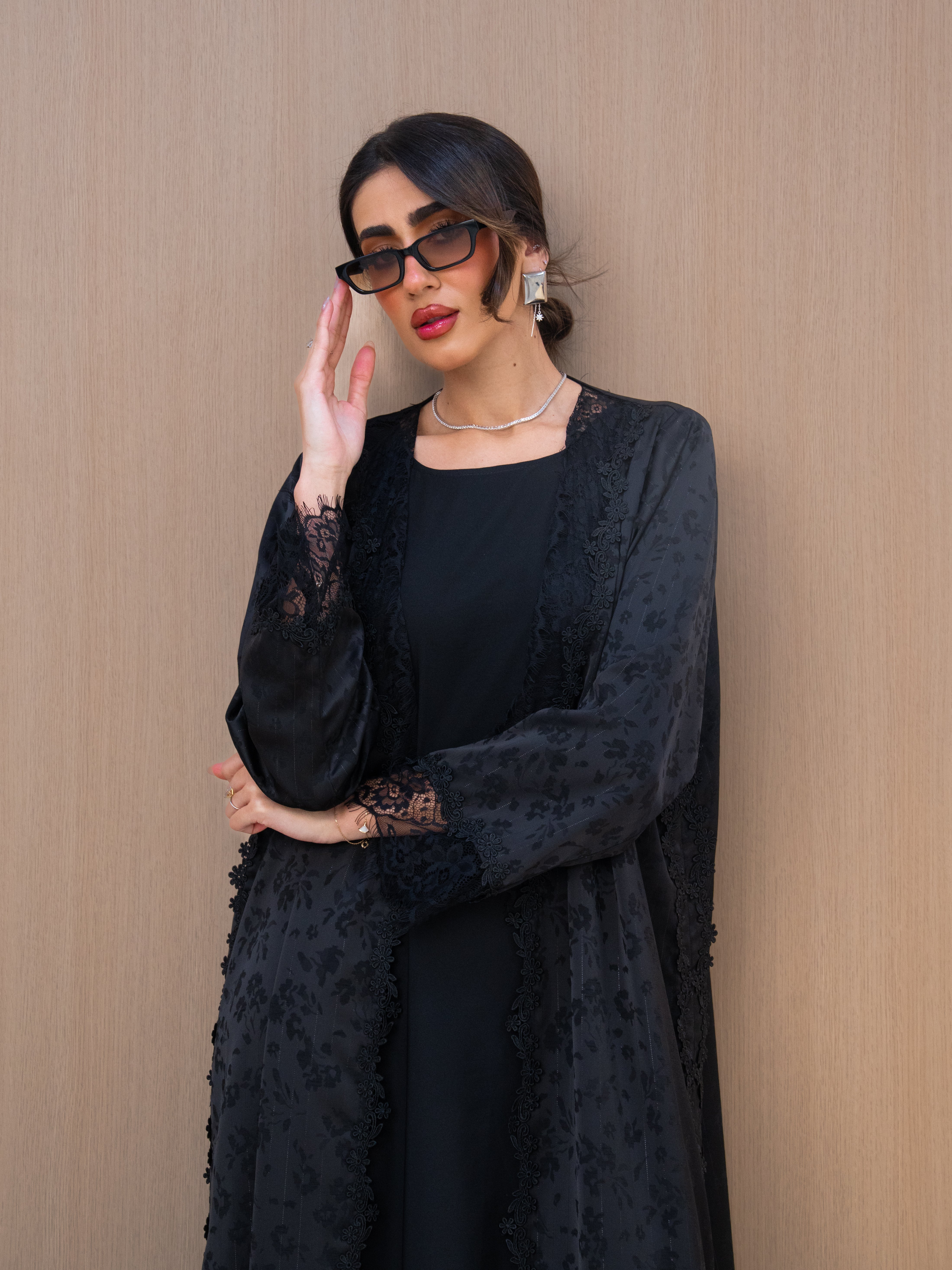 Roselle (Black Abaya )