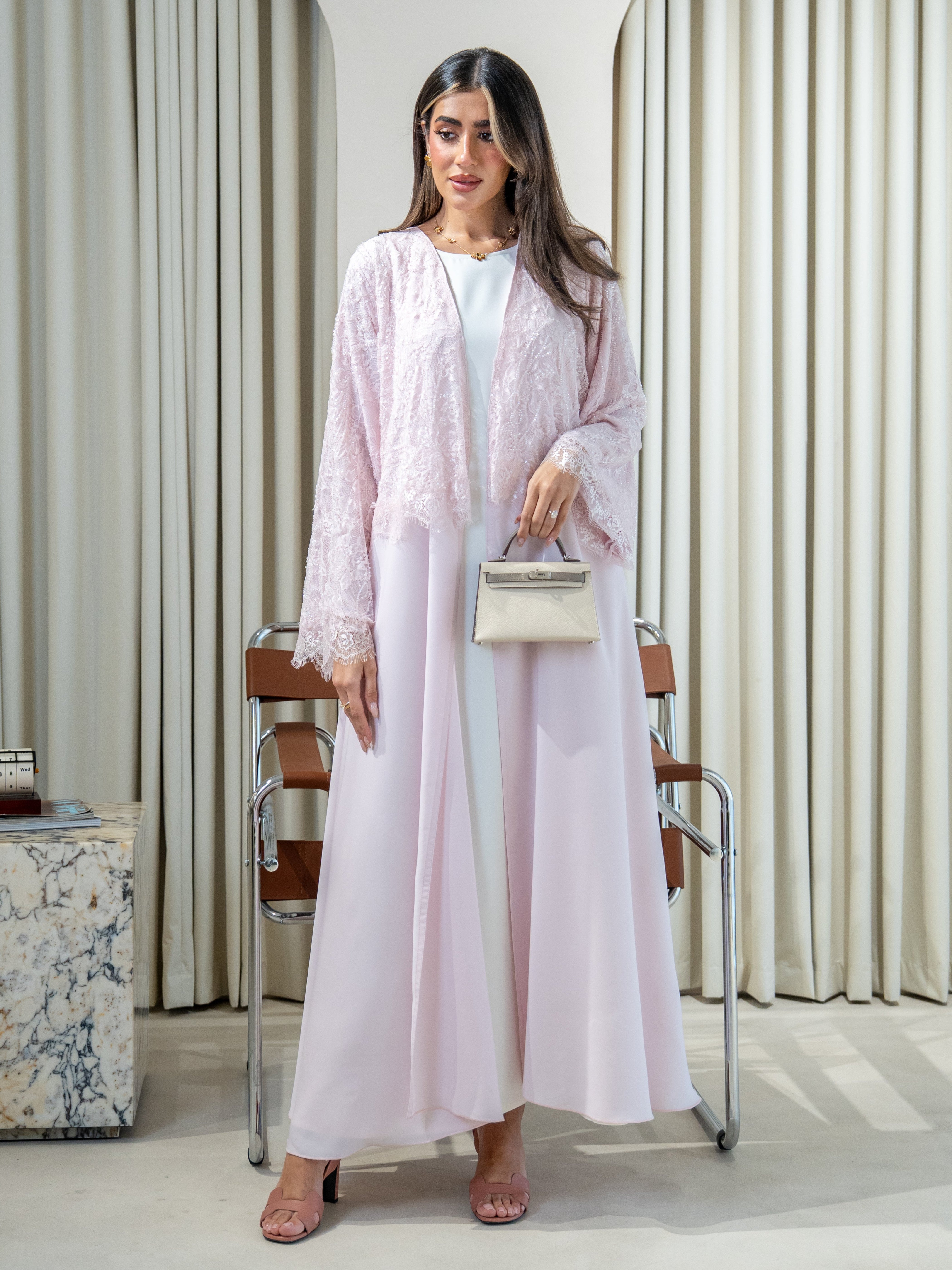 Dantelle - Pink Abaya