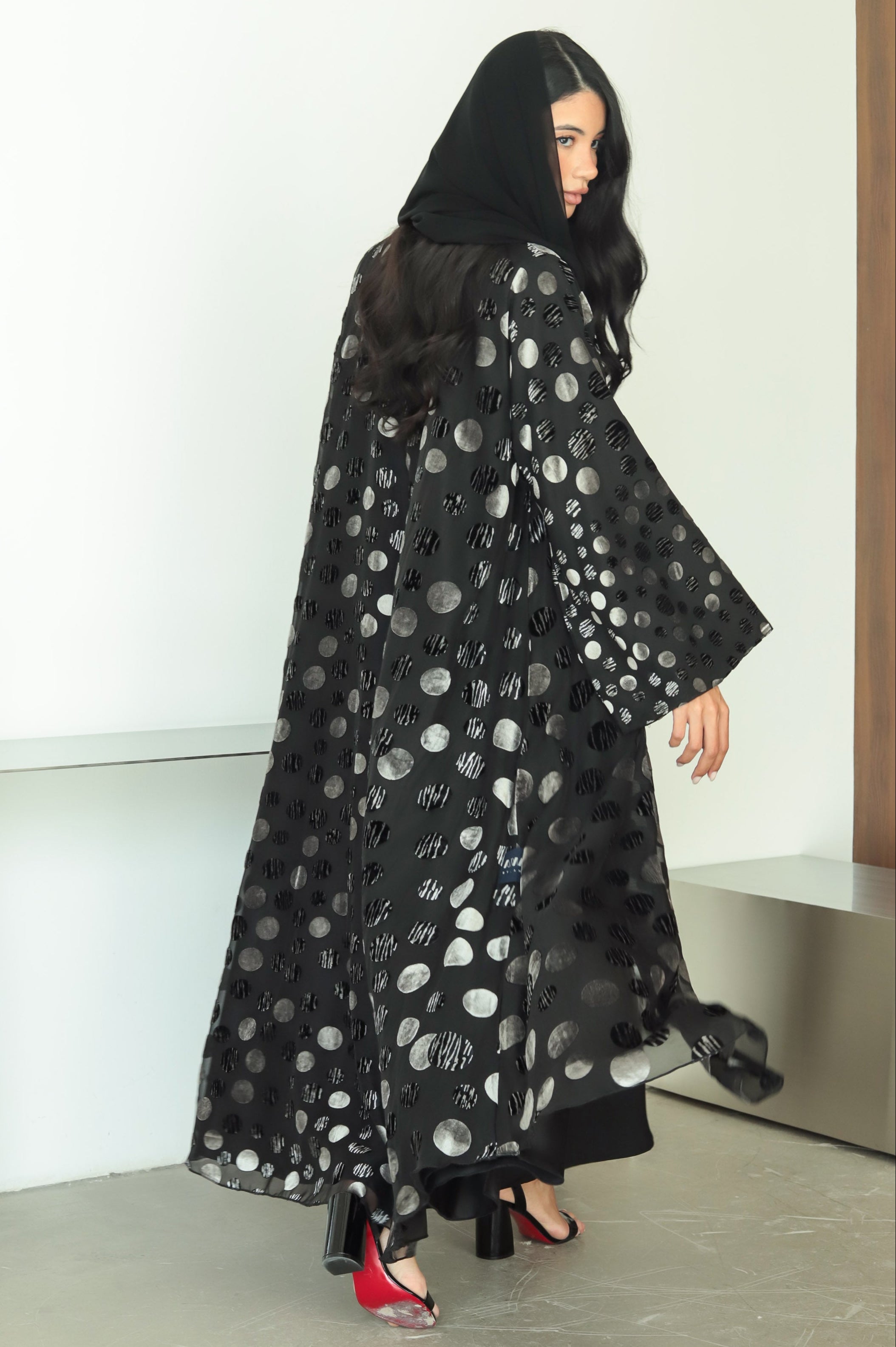 Polka Velvet Black Abaya
