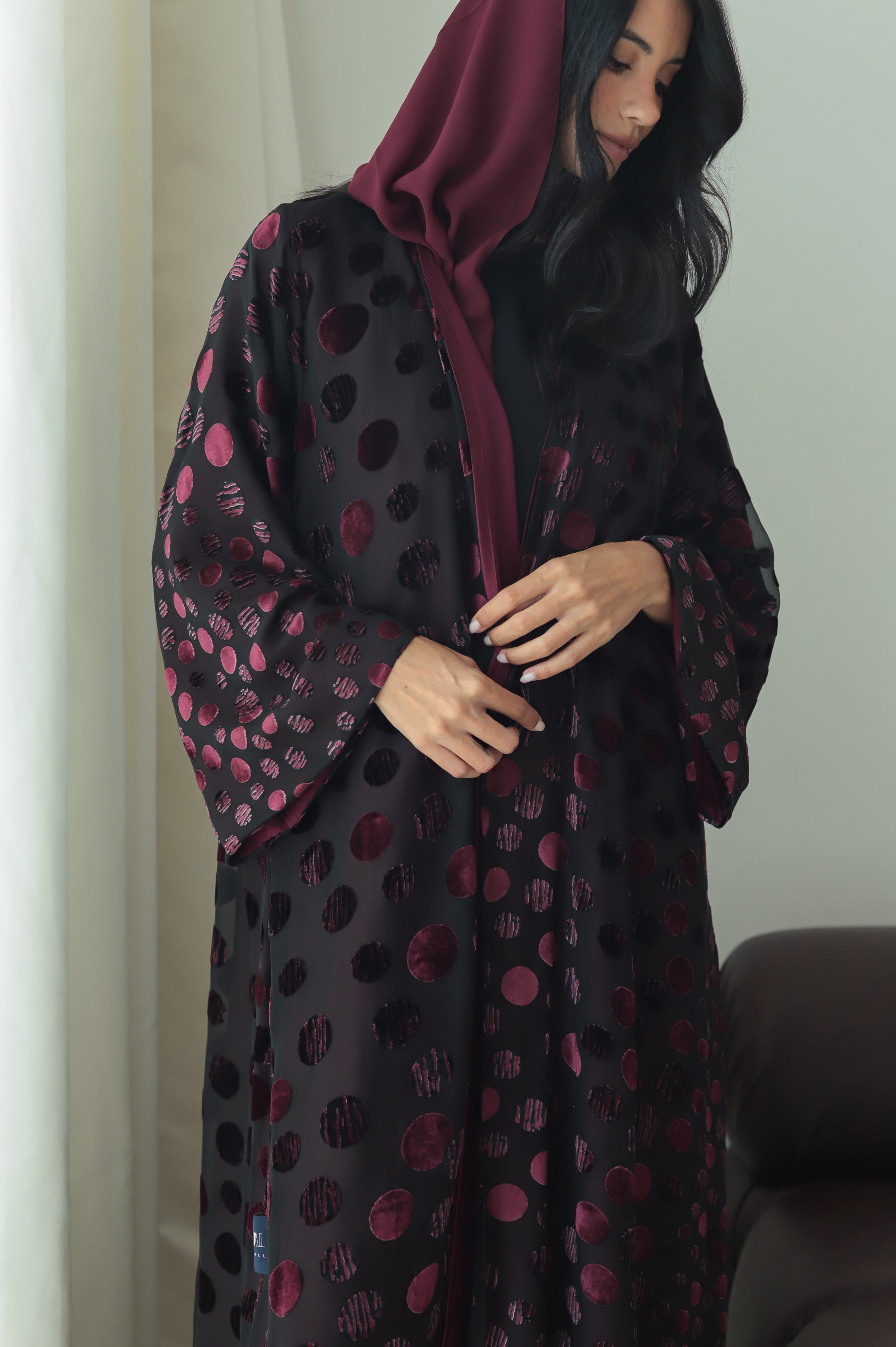 Polka Velvet Maroon Abaya