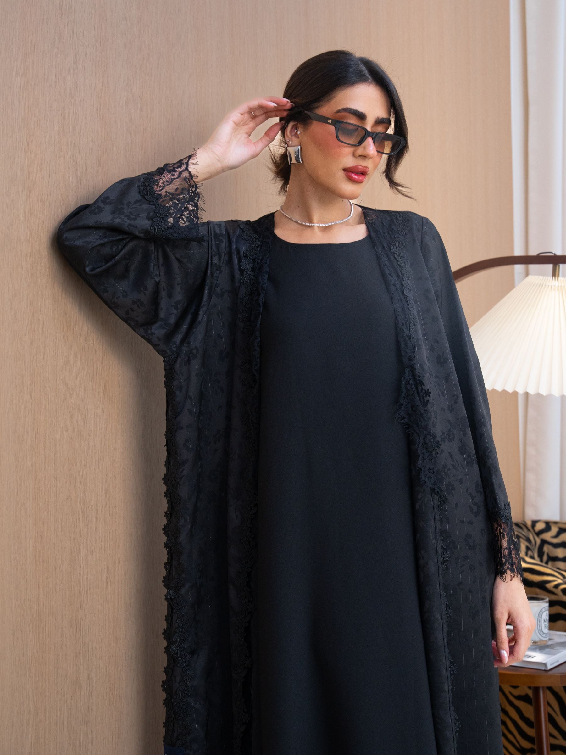 Roselle (Black Abaya )
