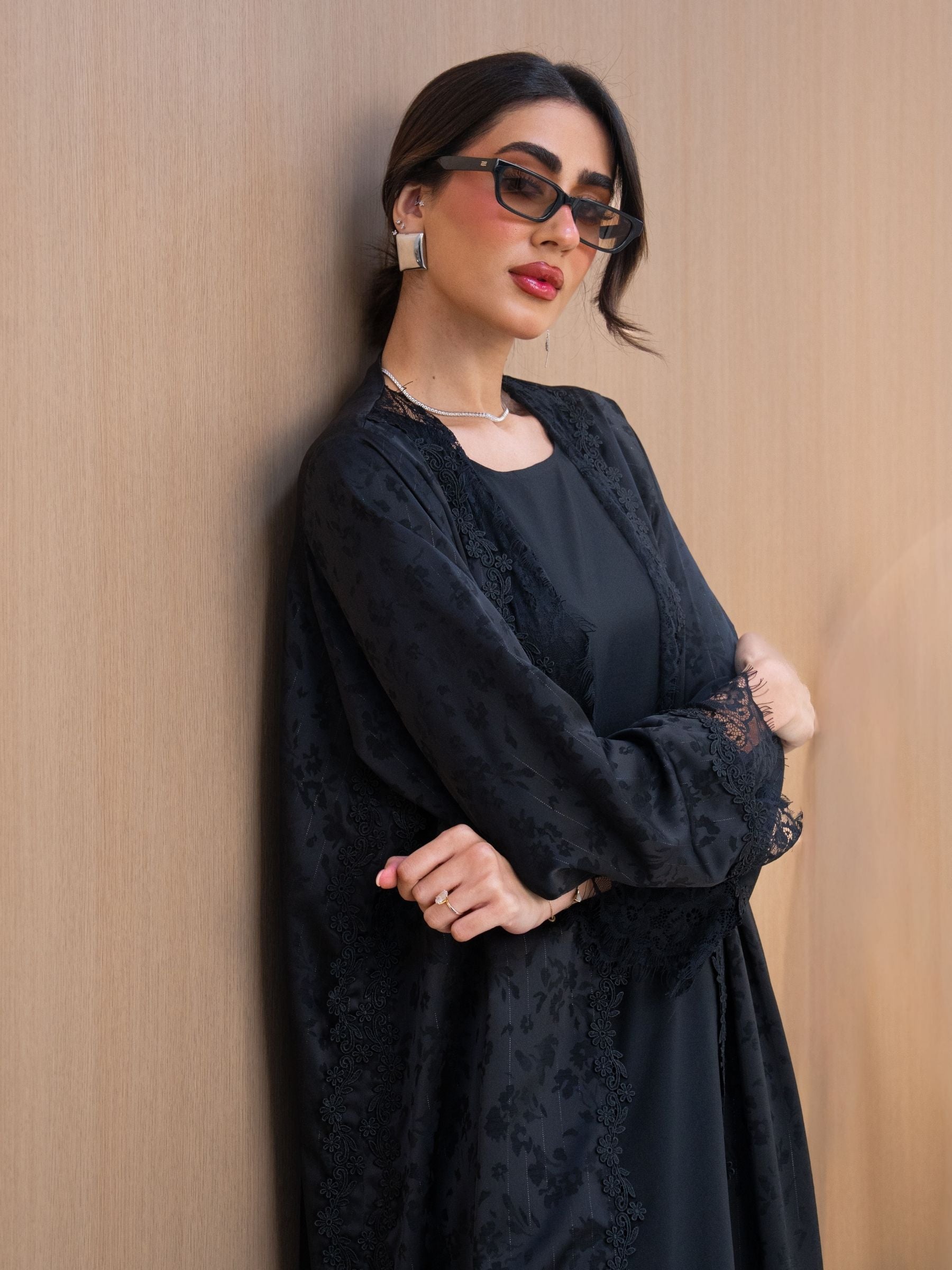 Roselle (Black Abaya )