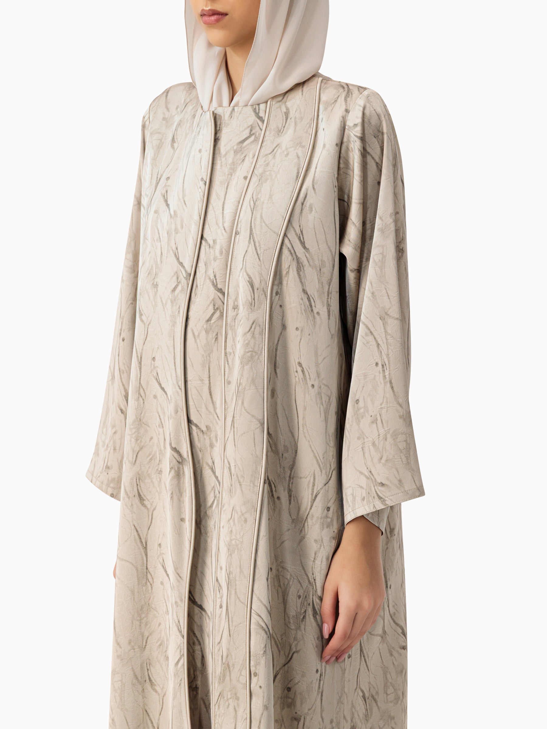 Piping Jacquard Beige Abaya
