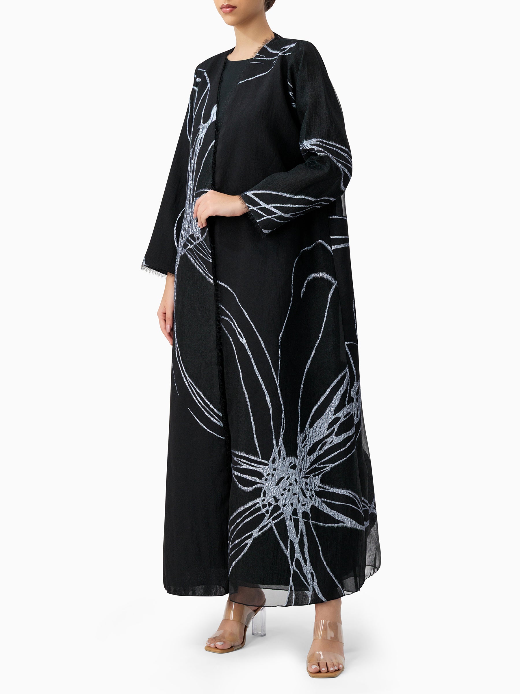 Luxe 04 - Black with Silver Abaya