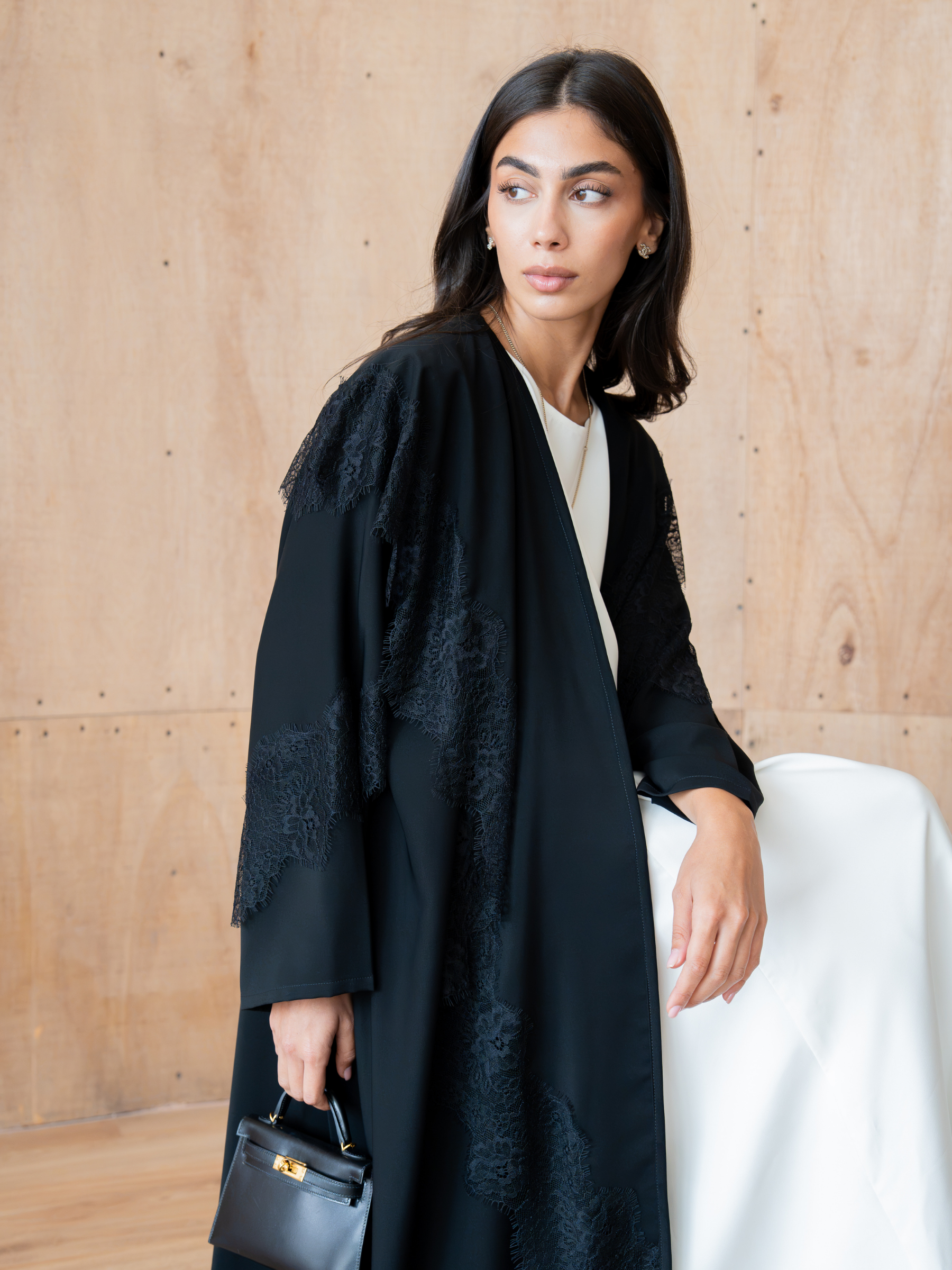 Amarante-Black Abaya