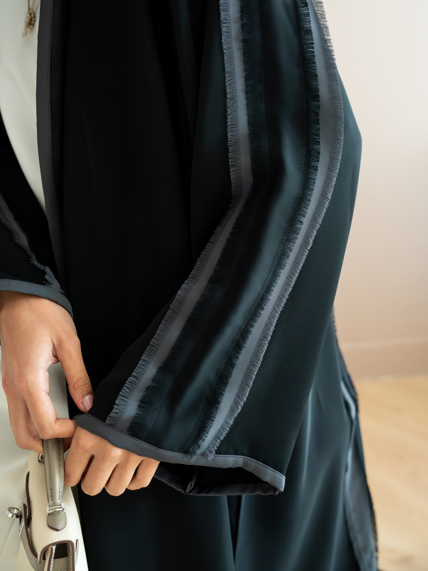 Solenne- Balck Abaya