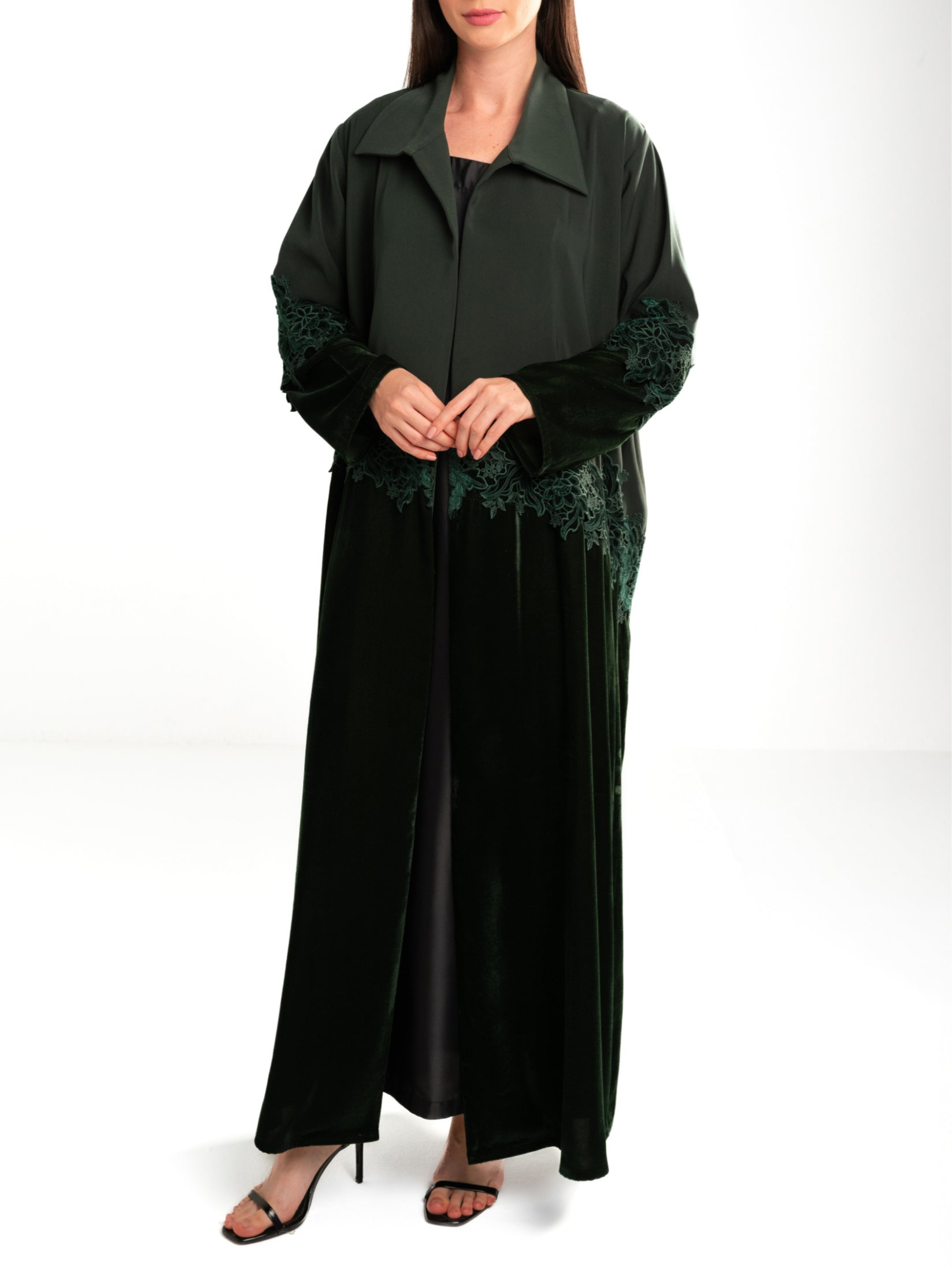 Velvet Lace Green Abaya