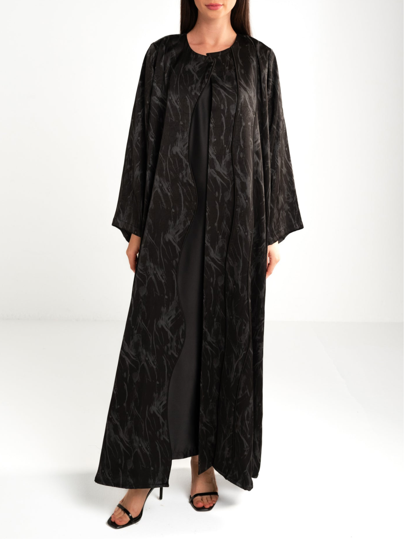 Piping Jacquard Black Abaya