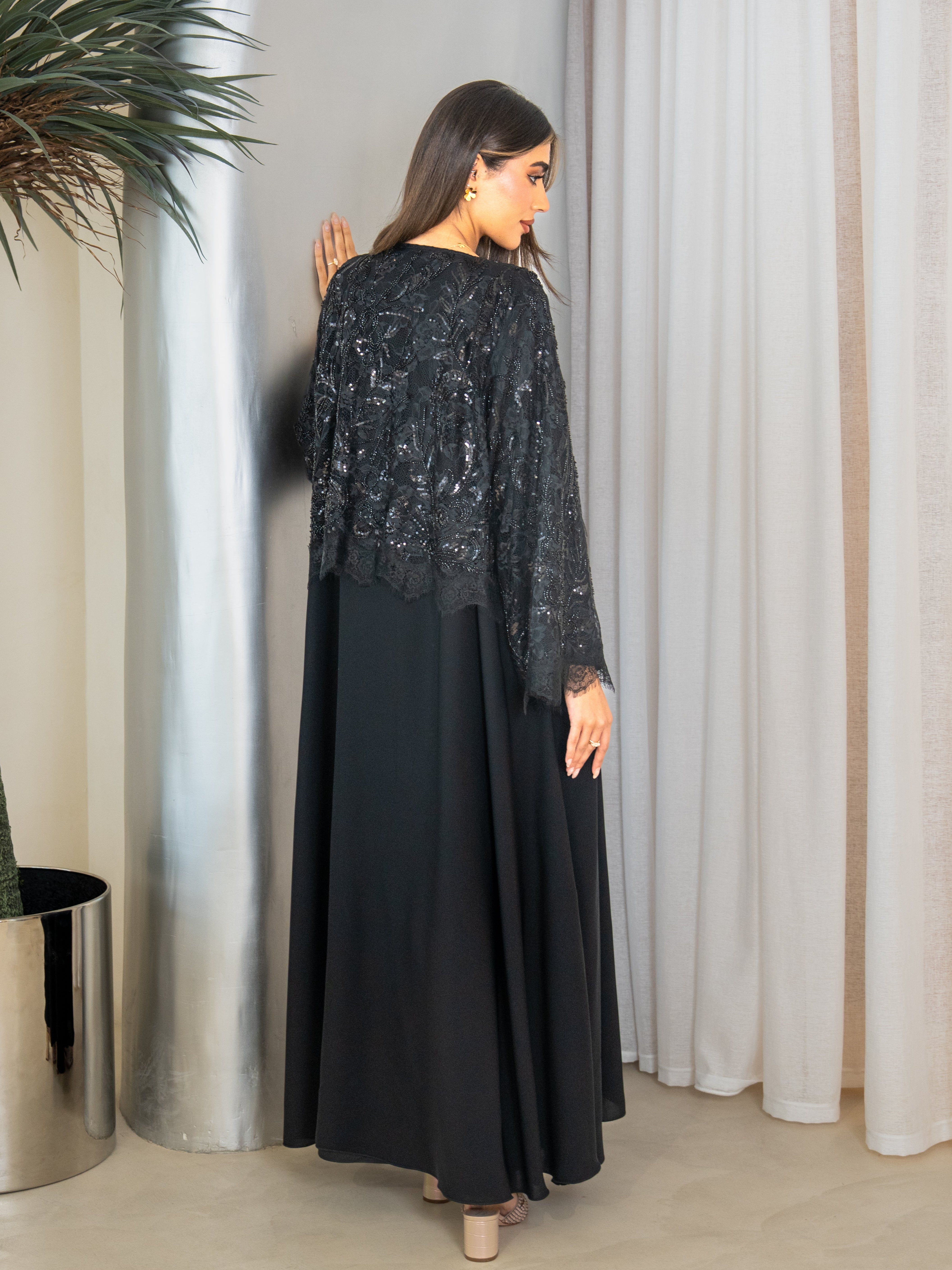 Dantelle - Black Abaya
