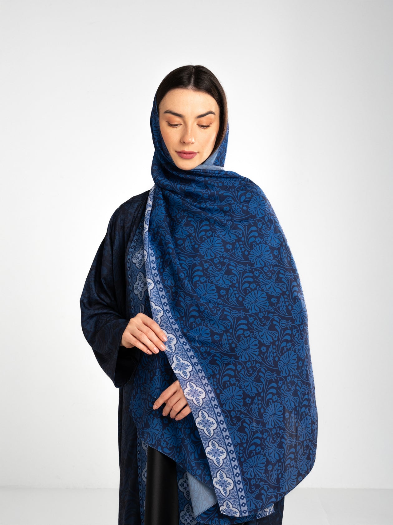 Printed Floral Jacquard Abaya - Blue Abaya