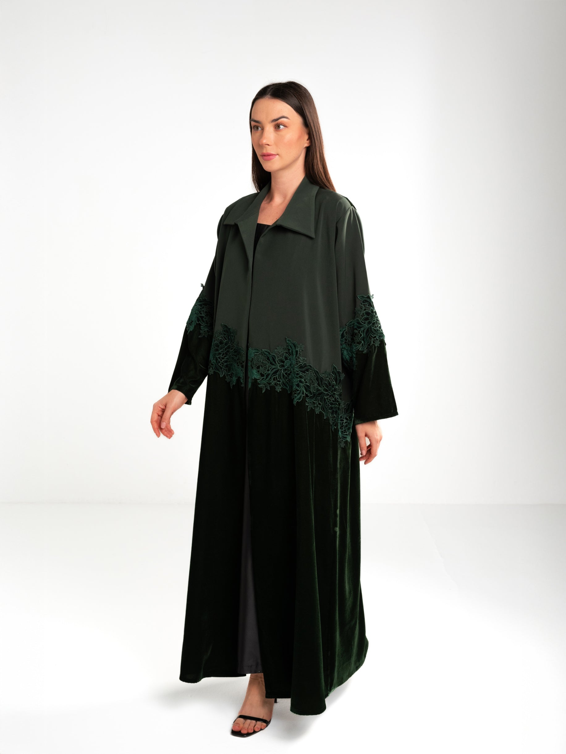 Velvet Lace Green Abaya