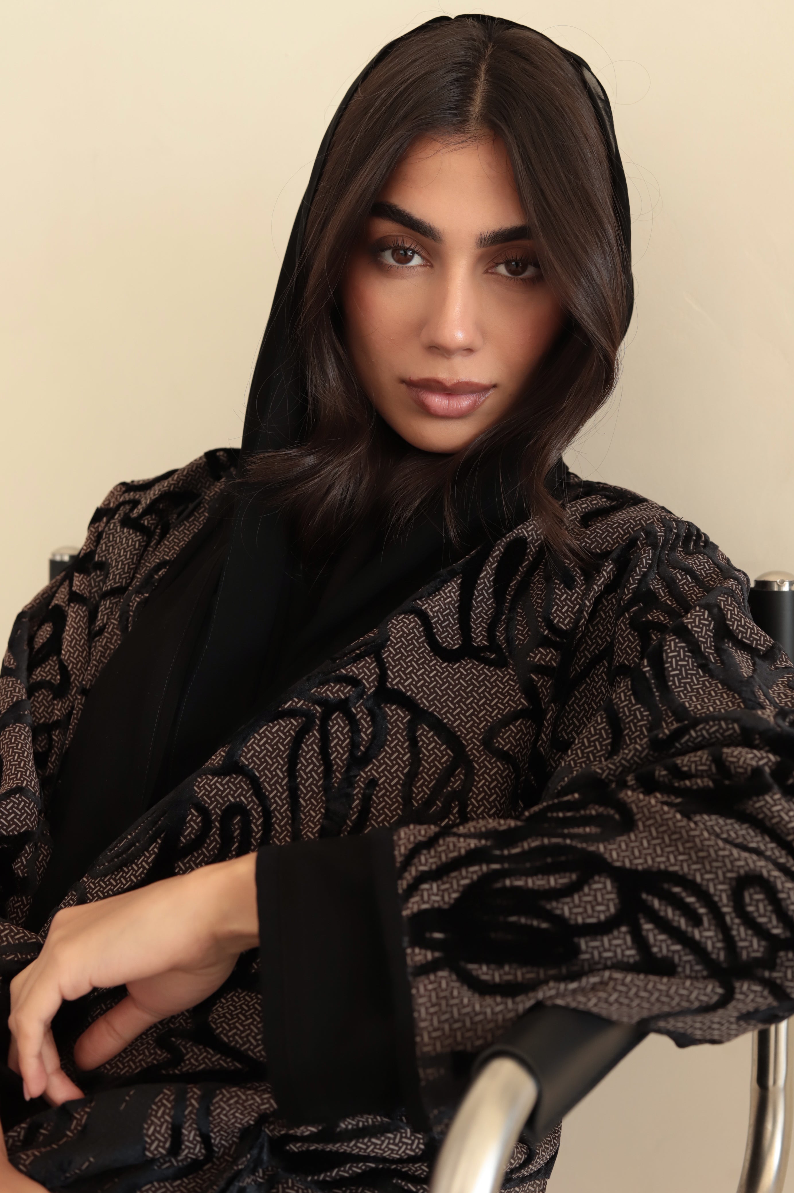 Velvet - Swirl Black Abaya