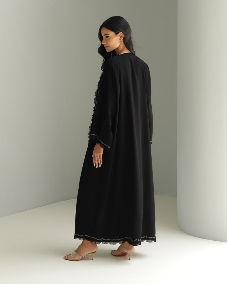 Scallop cut white embroidered abaya
