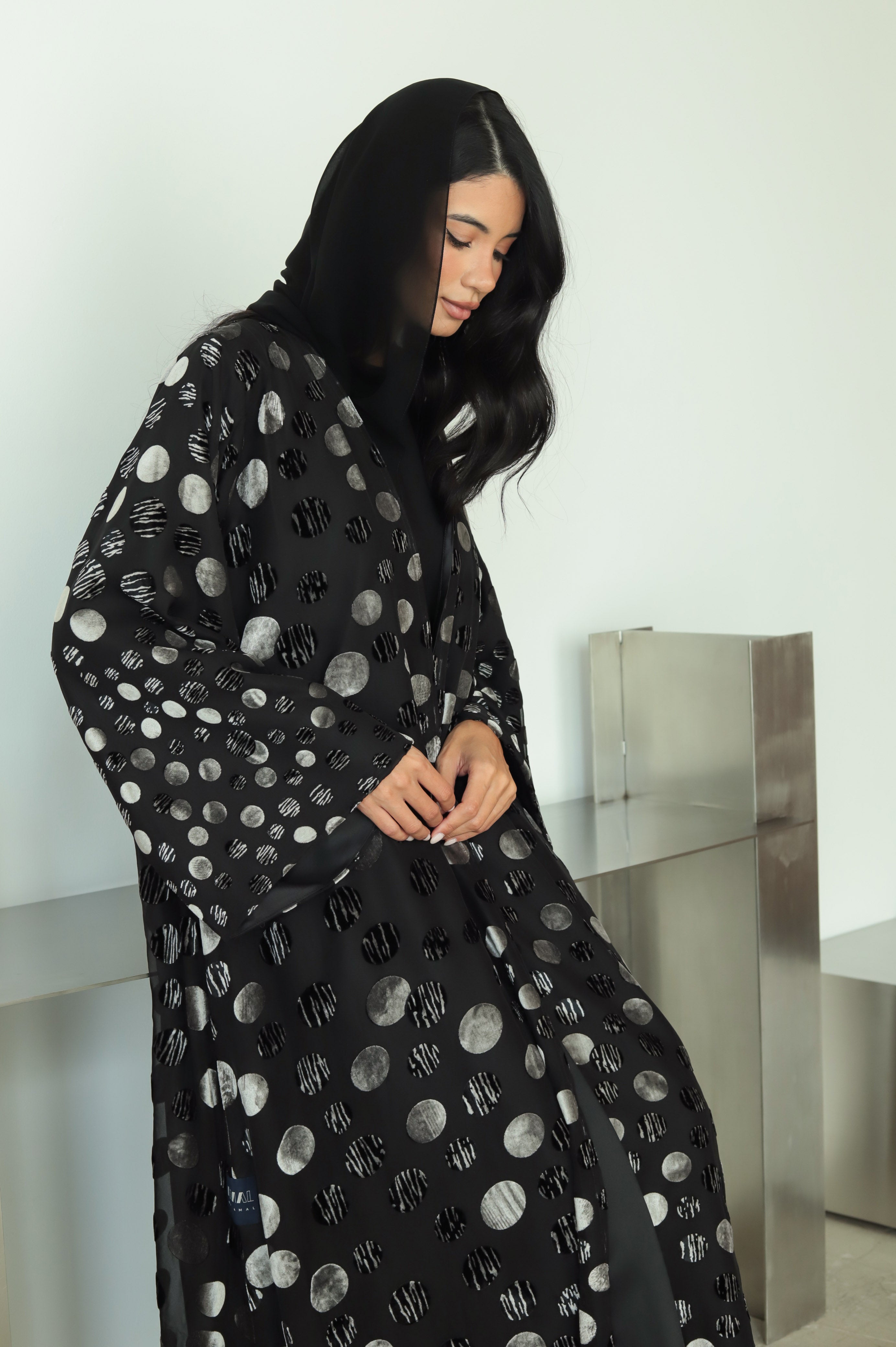 Polka Velvet Black Abaya