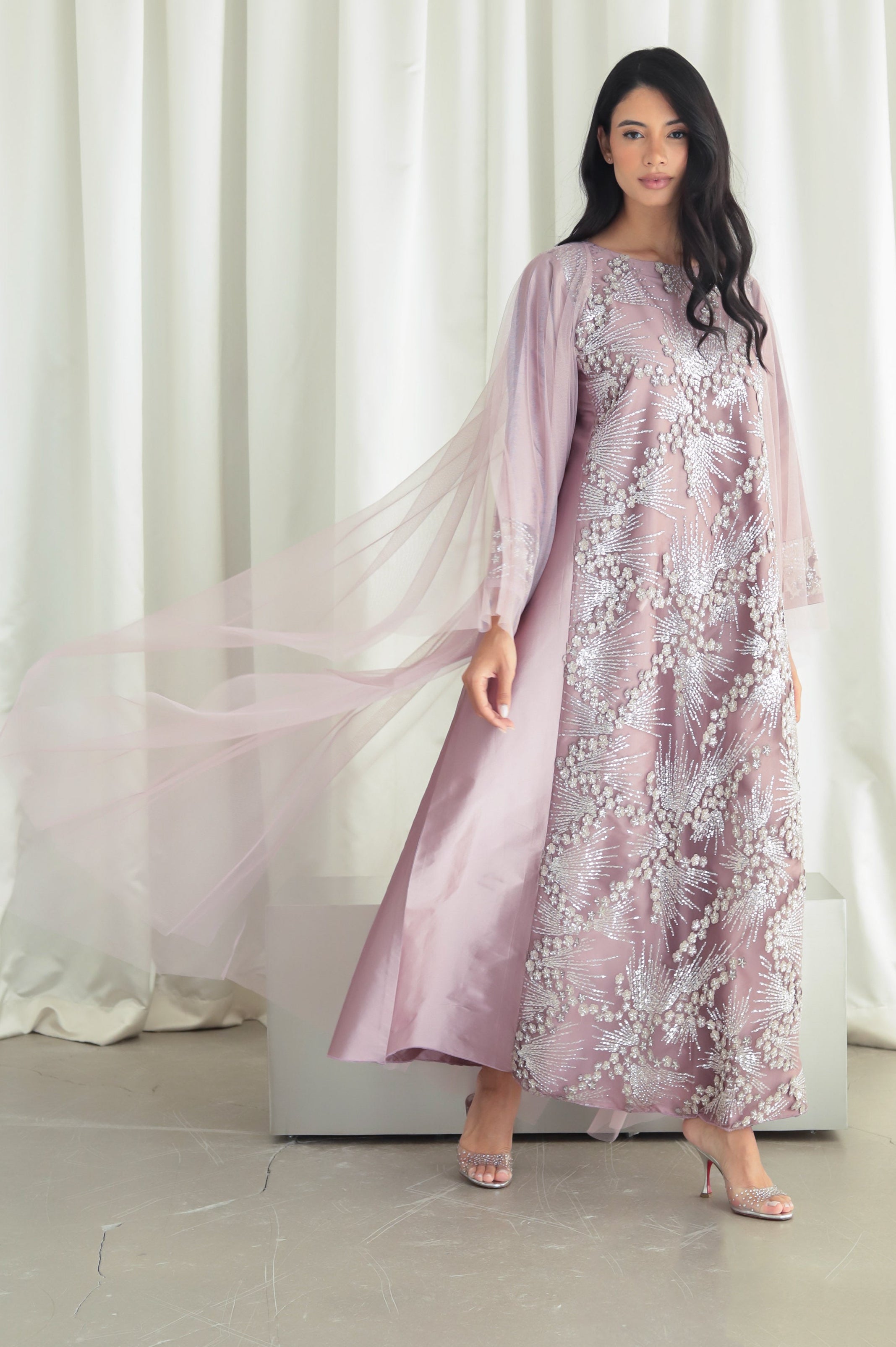 وردة- فستان وردي