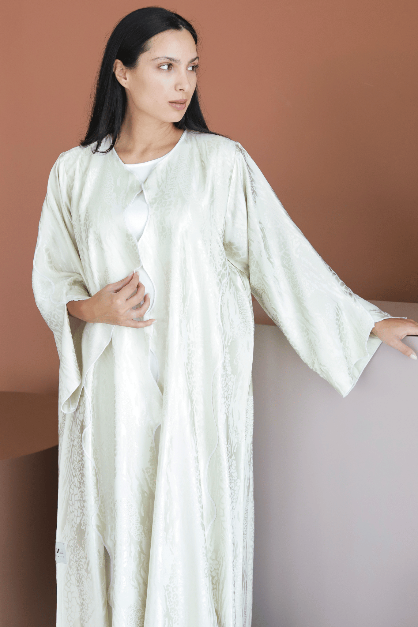 Zahra - Beige Abaya