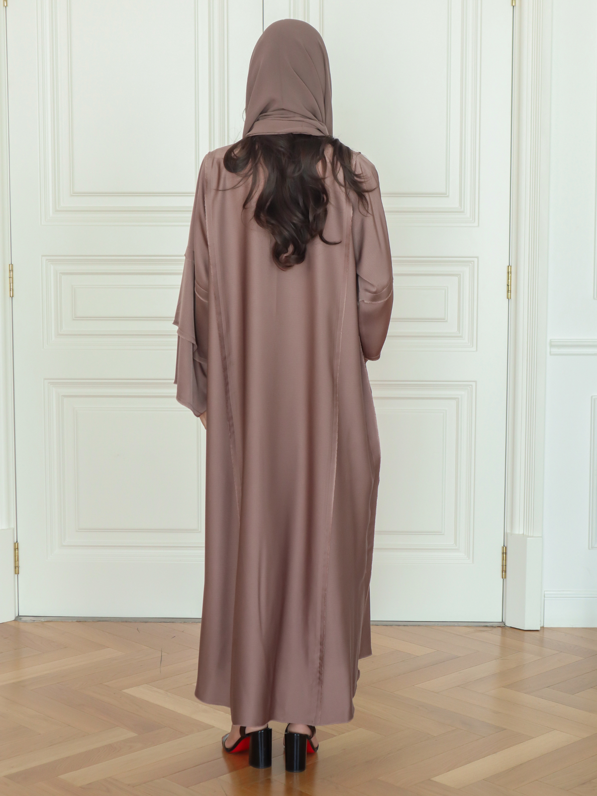 Soie - Brown Abaya
