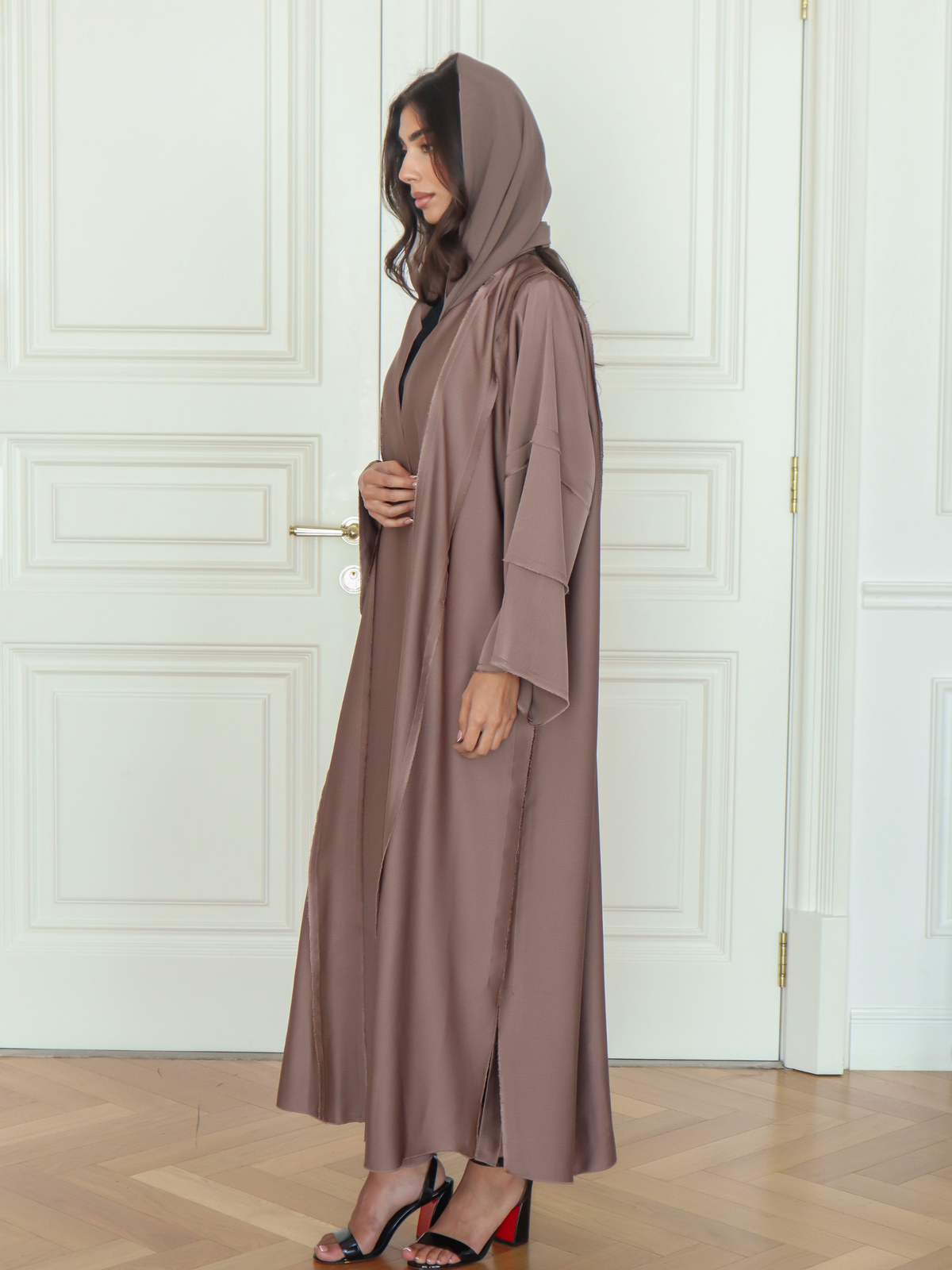 Soie - Brown Abaya