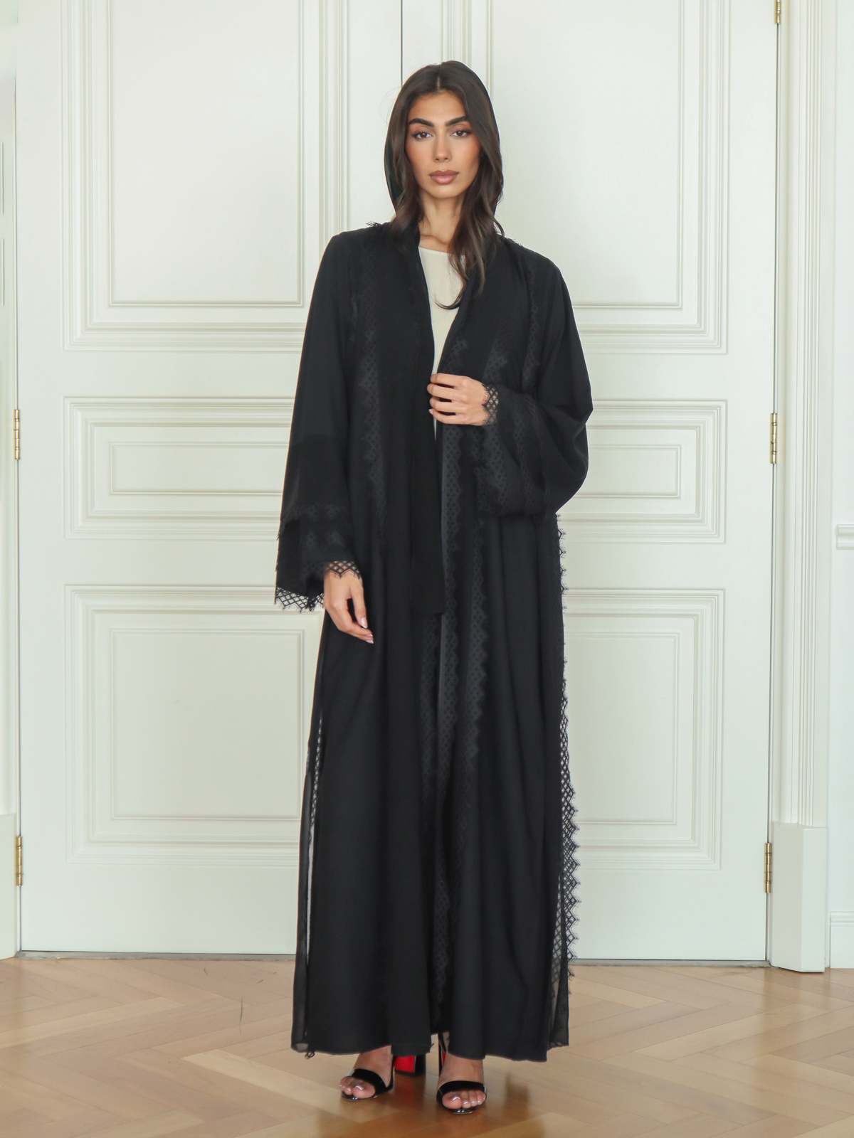 Velina - Black Abaya